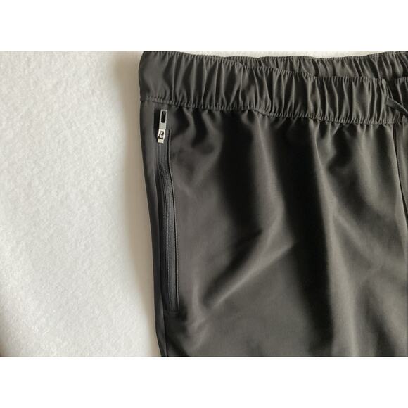 VRST Men's Mix Media Slim Tapered Pant Pure Black XXL Athleisure Streetwear - Picture 13 of 16